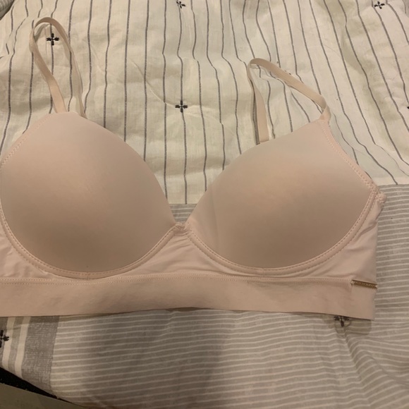 Vince Camuto Wireless 36C bra - Picture 1 of 5